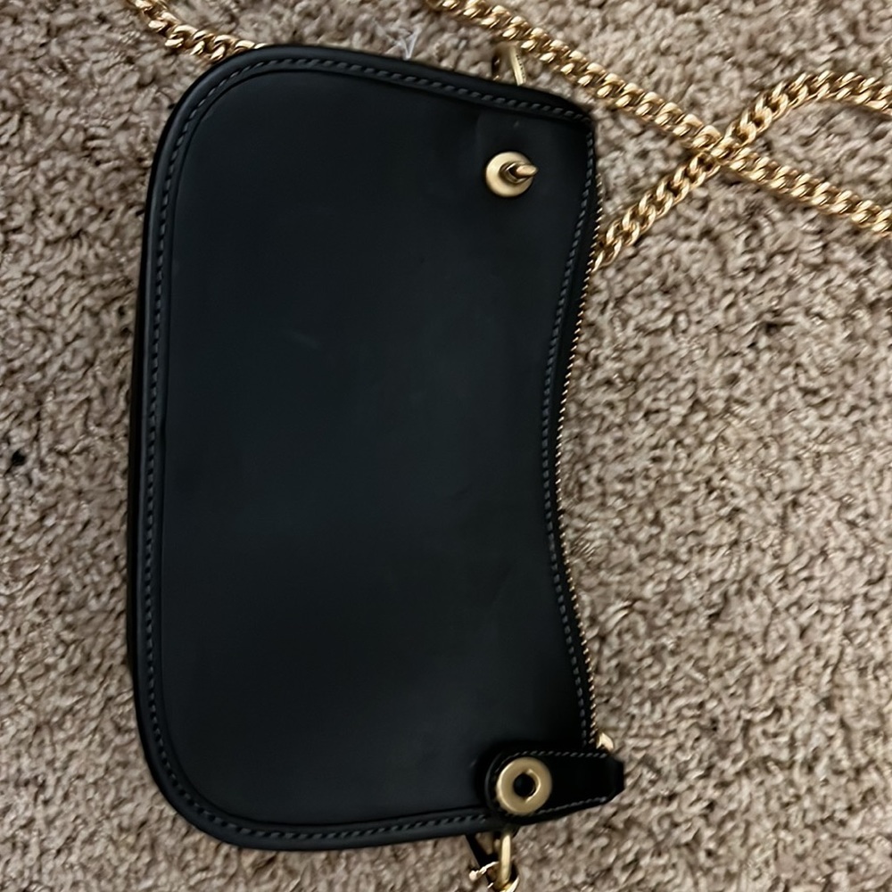 SOLD.          Coach boutique Swinger 20 genuine glovetan Italian leather - Picture 12 of 15